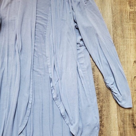 Cardigan - Picture 5 of 8